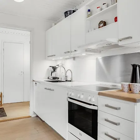 Nice In With 4 Bedrooms, Sauna And Wifi