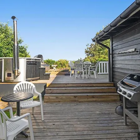 Nice In With 4 Bedrooms, Sauna And Wifi *